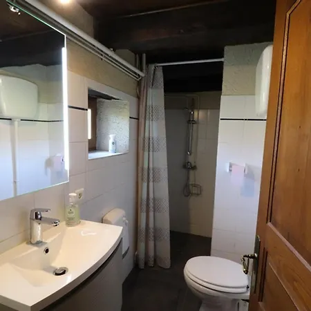 Charmante Maison De Caractere, Entre Cantal Et Lot, 4 Pers, Terrasse Couverte, Cheminee, Animaux Ok - Fr-1-742-382 * Maurs