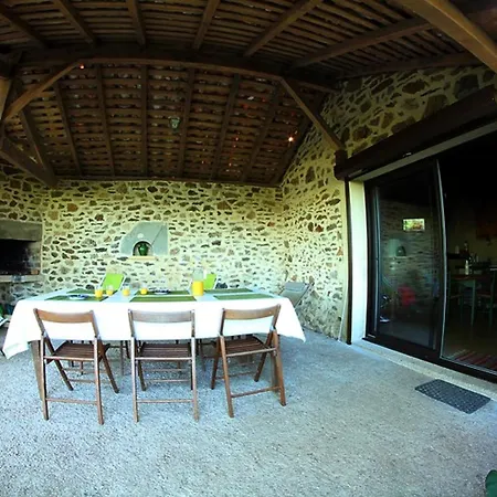 Charmante Maison De Caractere, Entre Cantal Et Lot, 4 Pers, Terrasse Couverte, Cheminee, Animaux Ok - Fr-1-742-382 *